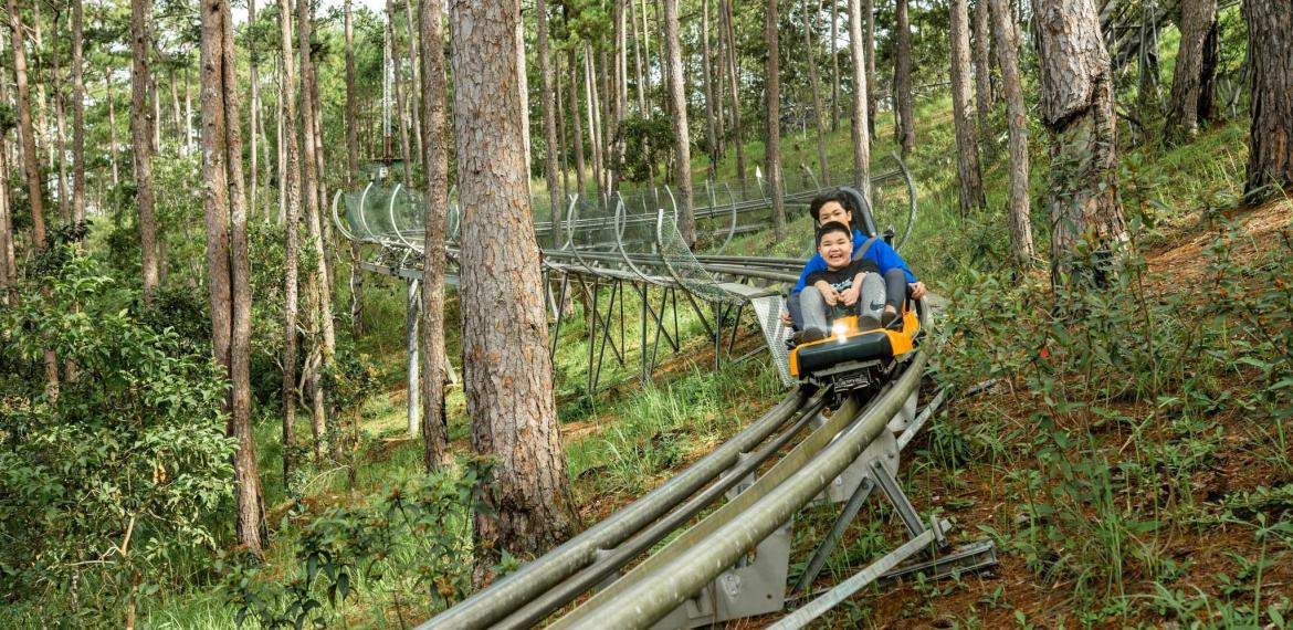 CANYONING TOUR & 2400M  AIPINE COASTER ACTIVITIES